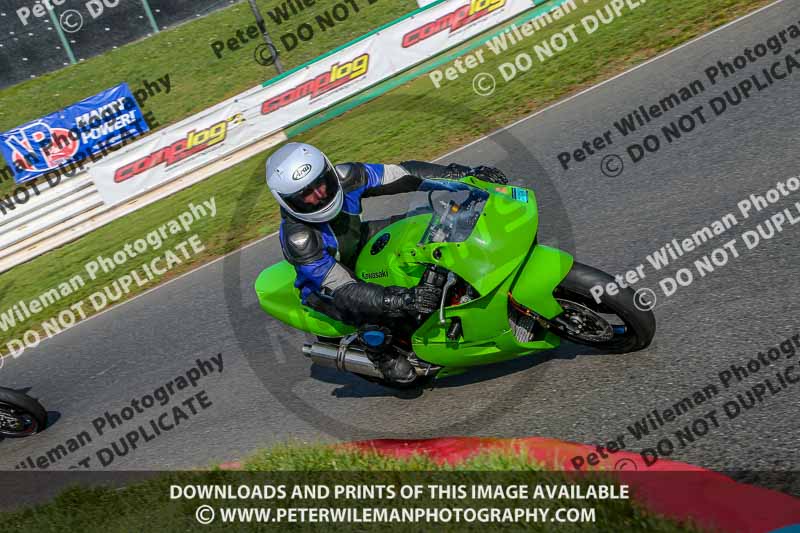 PJM Wedding Photography;enduro digital images;event digital images;eventdigitalimages;mallory park;mallory park photographs;mallory park trackday;mallory park trackday photographs;no limits trackdays;peter wileman photography;racing digital images;trackday digital images;trackday photos